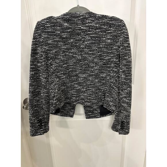 Express Jacket - Picture 2 of 3